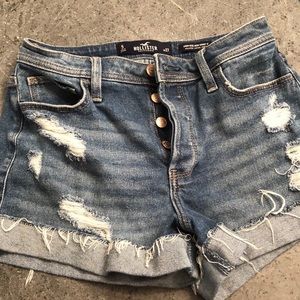 Hollister high rise mom shorts- like new